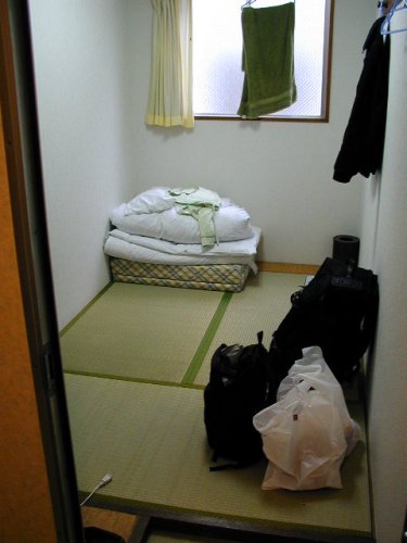 3-tatami-room.jpg