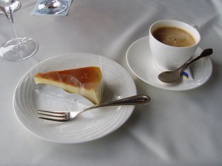 Tokyo Kotsu Kaikan: Cheesecake Set Tokyo Kotsu Kaikan: Cheesecake Set