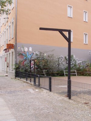 Galgen? Pappelallee, Berlin