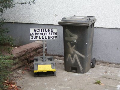 Veborten zu pullern (sic)