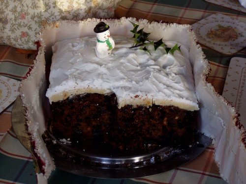 Christmas Cake. No strawberries here, either. Christmas Cake. No strawberries here, either.