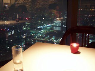 Bar am Dentsu-Turm, Shiodome, Tokyo